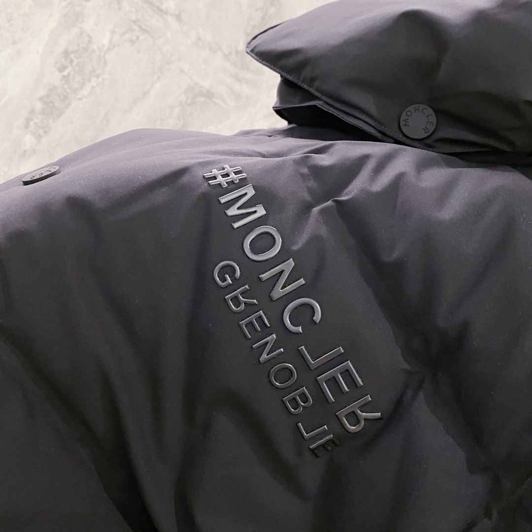 Moncler Grenoble蒙口2025fw秋冬系列Caraia（渠道臻品）男士压胶滑雪夹克.双重压