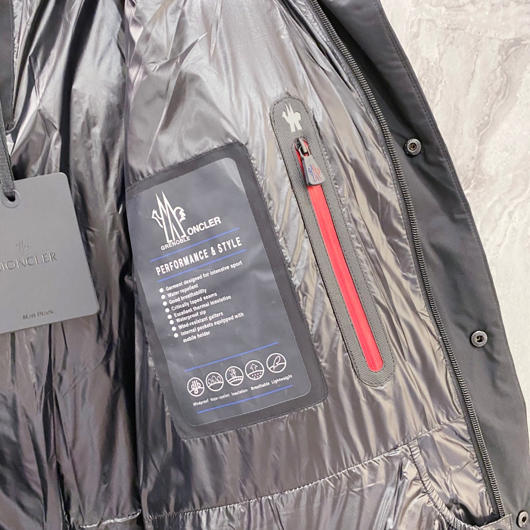 Moncler Grenoble蒙口2025fw秋冬系列Caraia（渠道臻品）男士压胶滑雪夹克.双重压