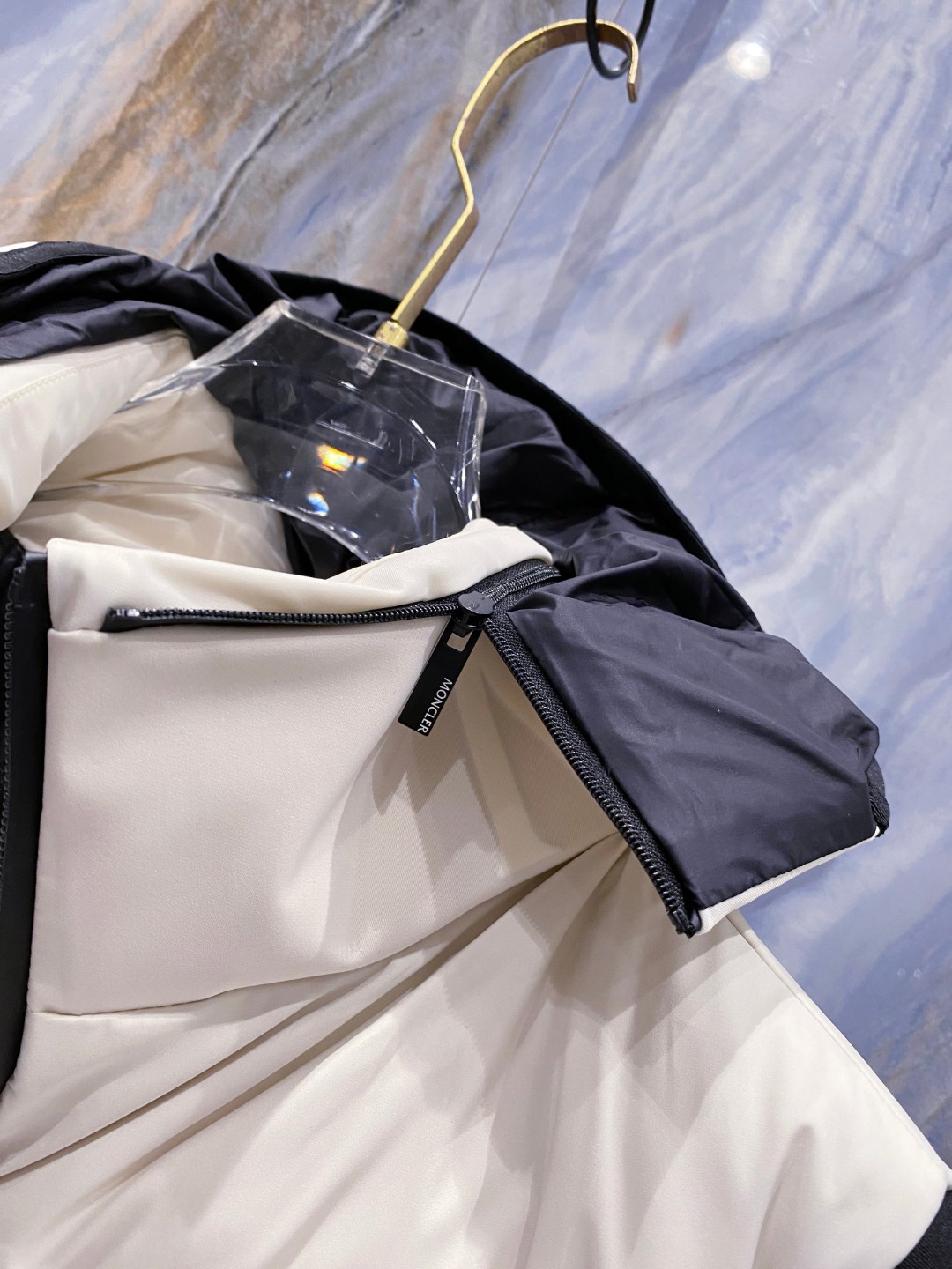 Moncler Valmasque蒙口男士可拆卸兜帽羽绒马甲.原版购入开发.特级鹅绒填充➕原厂替换面料➕