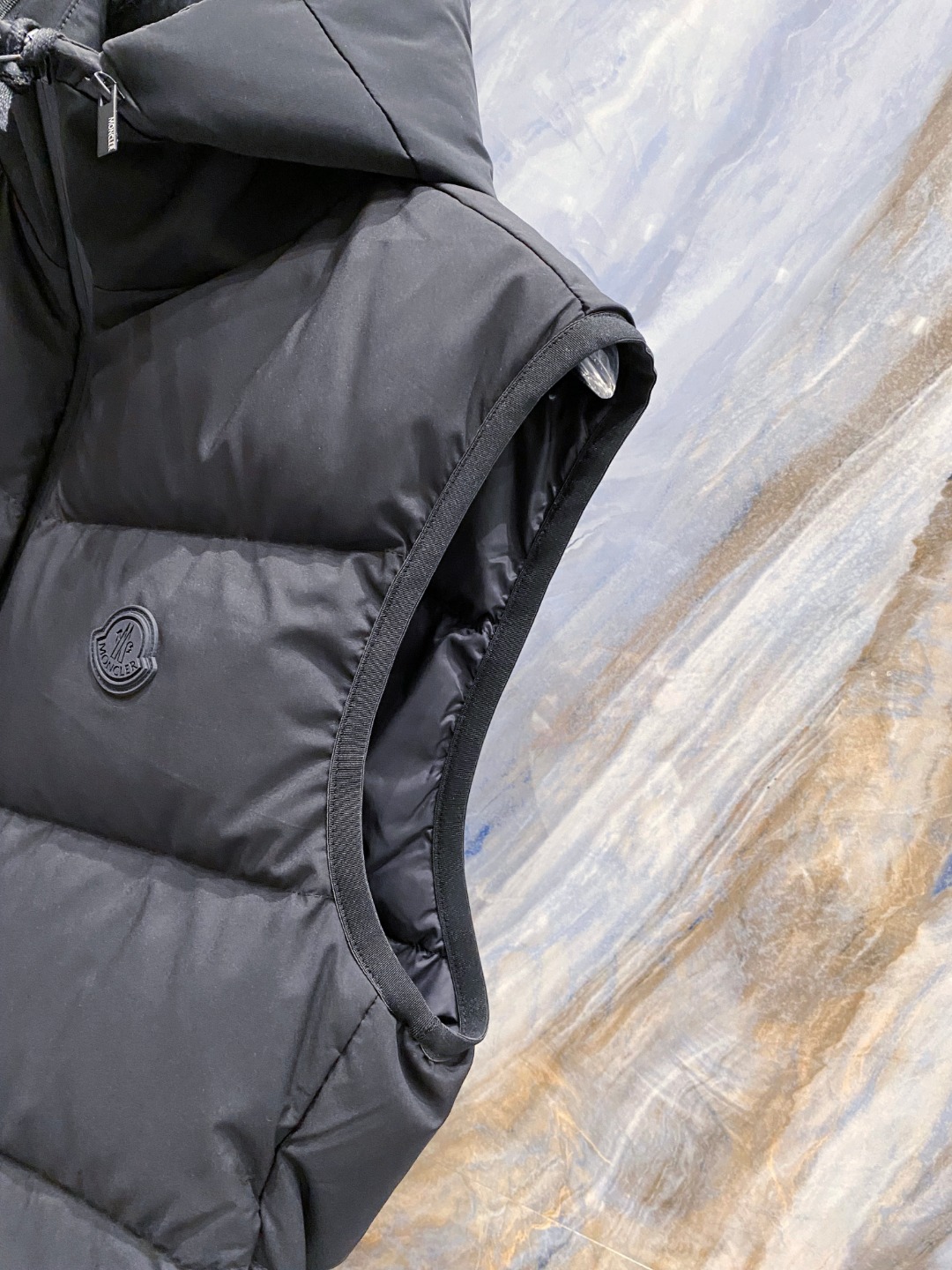 Moncler Valmasque蒙口男士可拆卸兜帽羽绒马甲.原版购入开发.特级鹅绒填充➕原厂替换面料➕