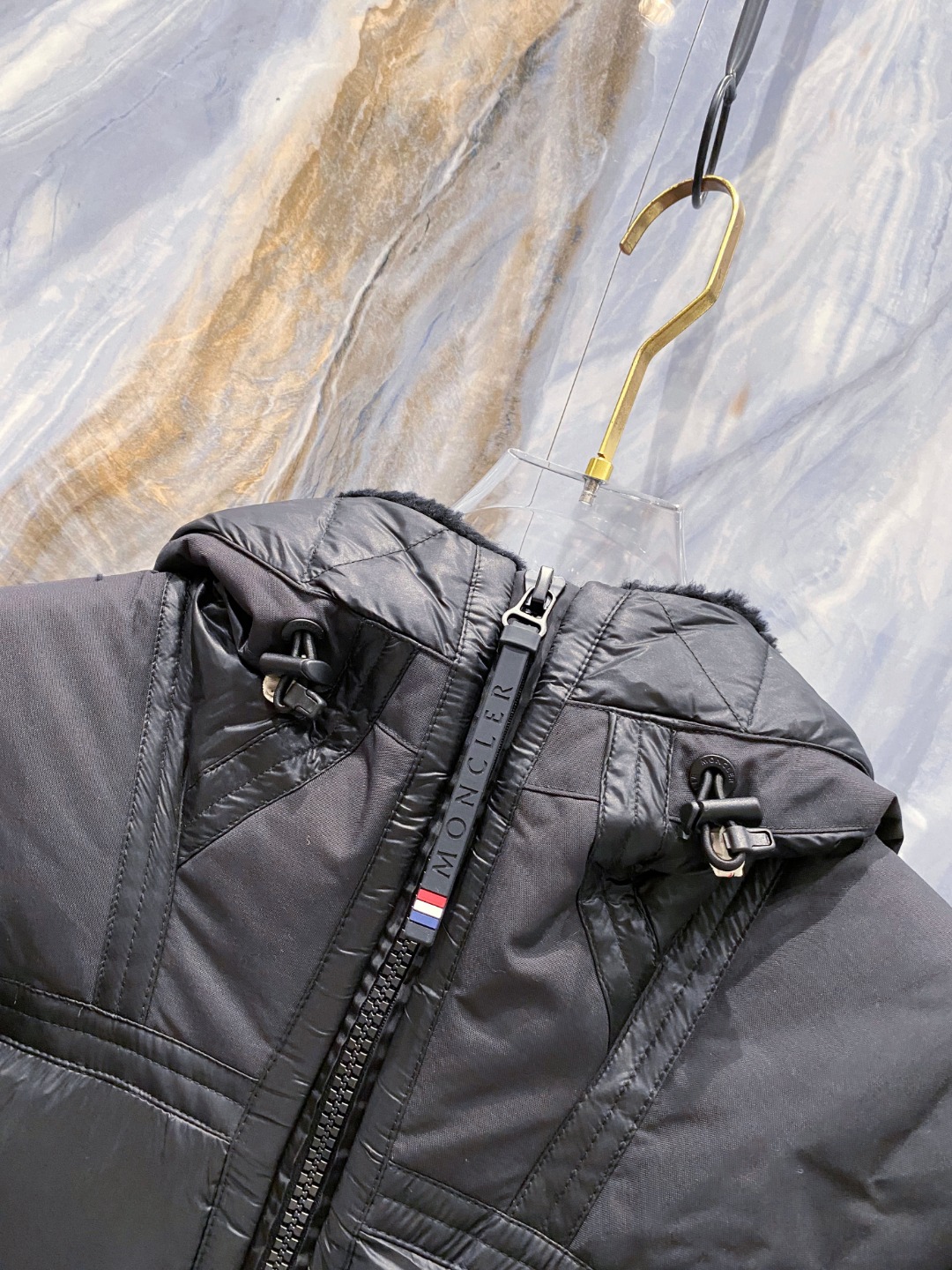 特级羽绒⬆️ Moncler Grenoble男士Morgins羊毛皮拼接里羽绒服.高端单品.原版购入开