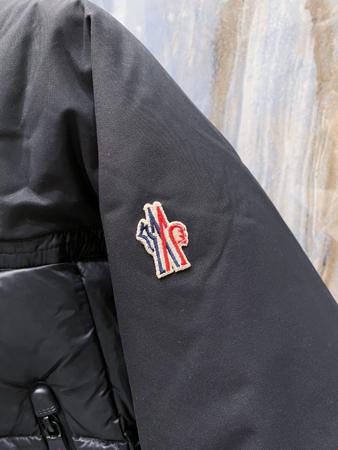 特级羽绒⬆️ Moncler Grenoble男士Morgins羊毛皮拼接里羽绒服.高端单品.原版购入开