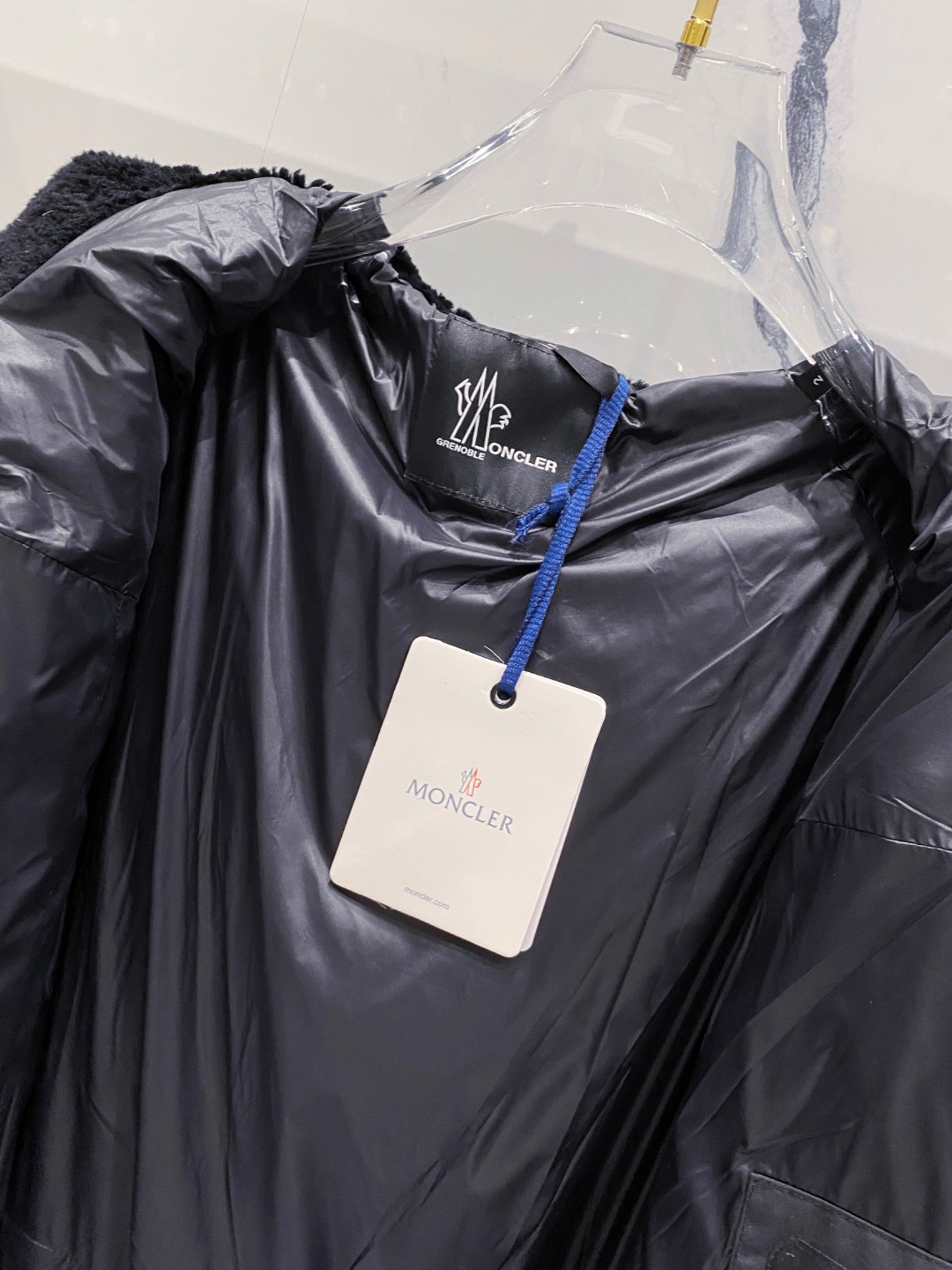 特级羽绒⬆️ Moncler Grenoble男士Morgins羊毛皮拼接里羽绒服.高端单品.原版购入开