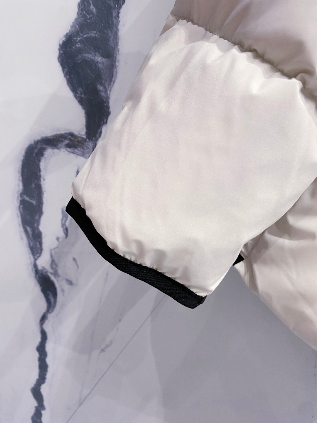 Moncler Forez蒙口2025男士连帽短款羽绒夹克外套.(连帽可脱卸.可变立领夹克)特级鹅绒填充