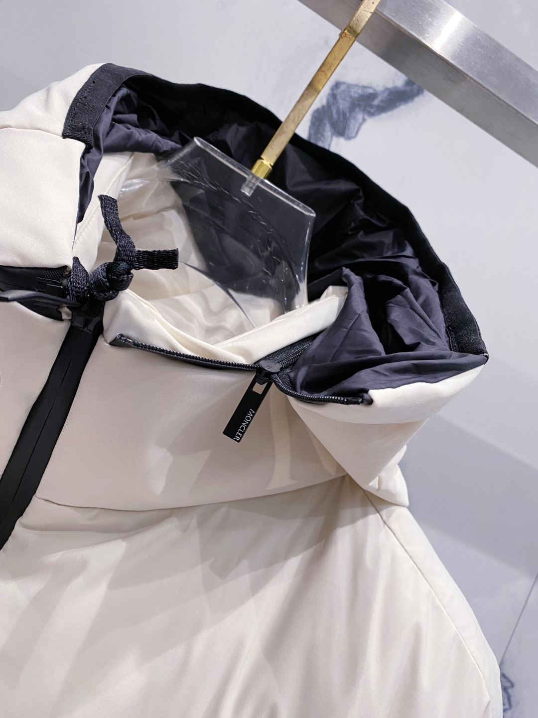 Moncler Forez蒙口2025男士连帽短款羽绒夹克外套.(连帽可脱卸.可变立领夹克)特级鹅绒填充