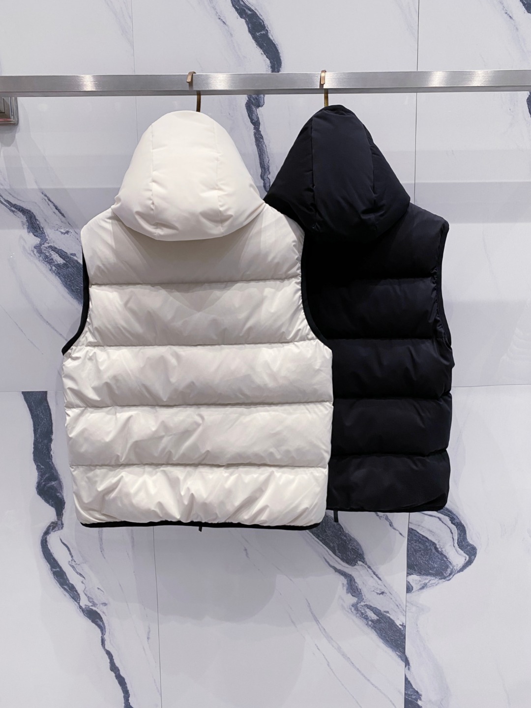 Moncler Valmasque蒙口男士可拆卸兜帽羽绒马甲.原版购入开发.特级鹅绒填充➕原厂替换面料➕