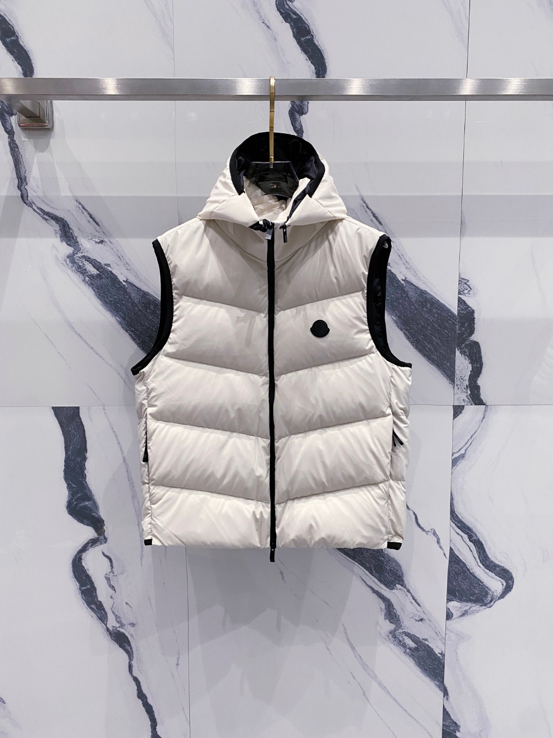 Moncler Valmasque蒙口男士可拆卸兜帽羽绒马甲.原版购入开发.特级鹅绒填充➕原厂替换面料➕