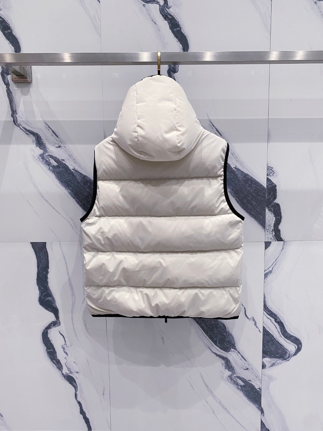 Moncler Valmasque蒙口男士可拆卸兜帽羽绒马甲.原版购入开发.特级鹅绒填充➕原厂替换面料➕