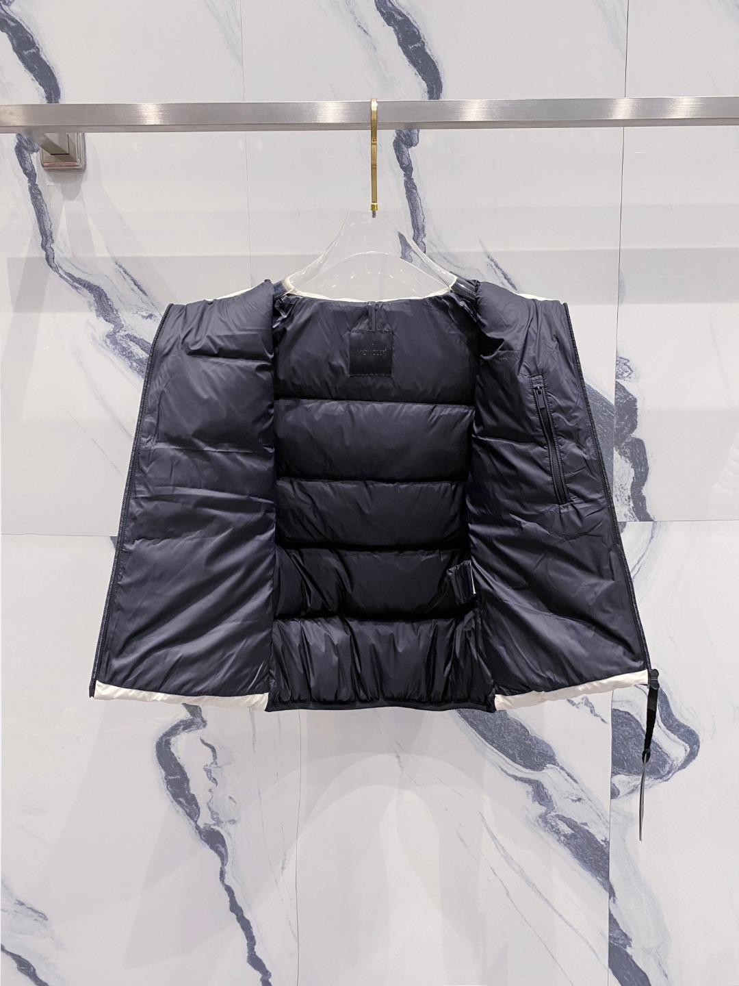 Moncler Valmasque蒙口男士可拆卸兜帽羽绒马甲.原版购入开发.特级鹅绒填充➕原厂替换面料➕