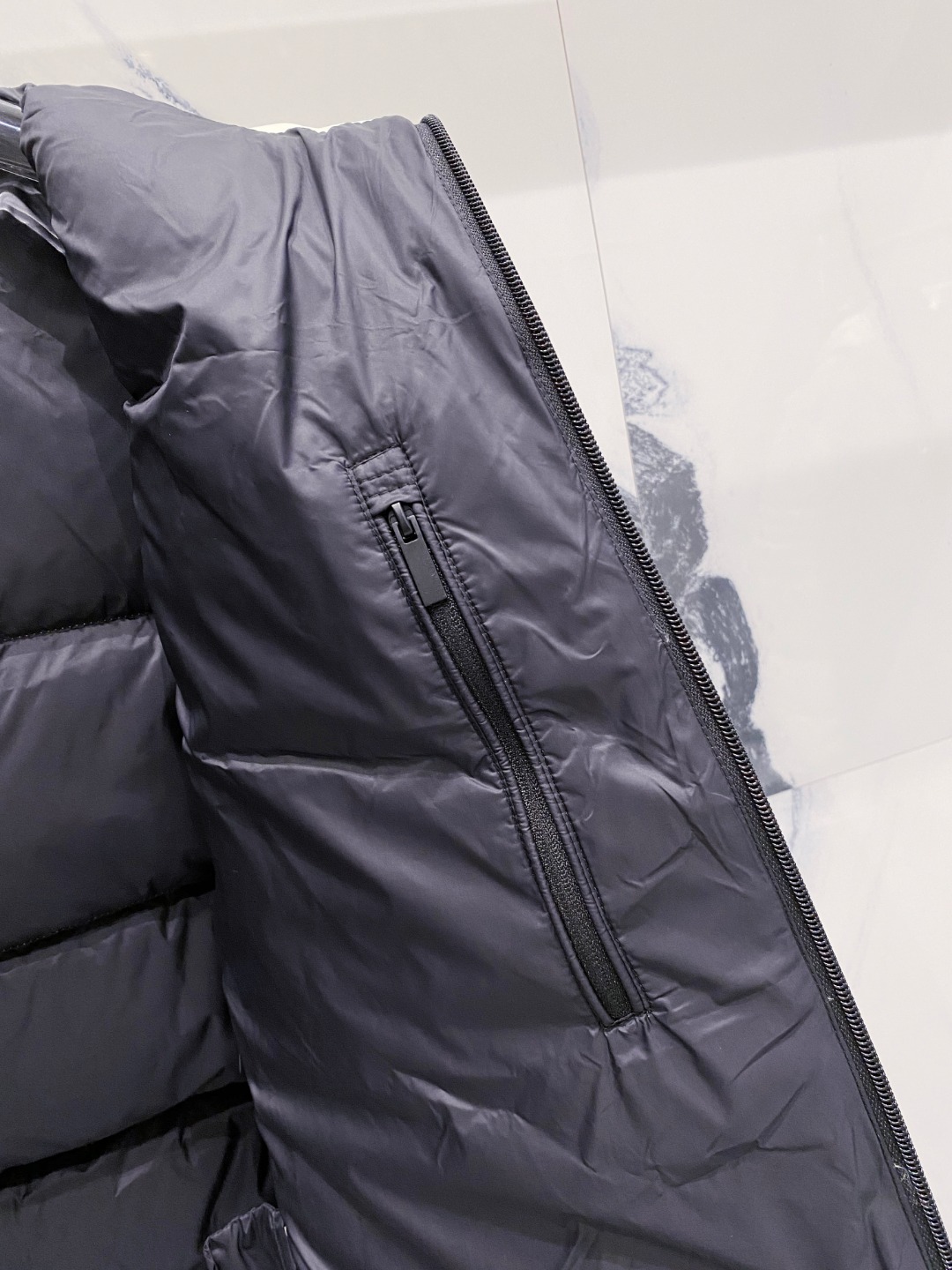 Moncler Valmasque蒙口男士可拆卸兜帽羽绒马甲.原版购入开发.特级鹅绒填充➕原厂替换面料➕