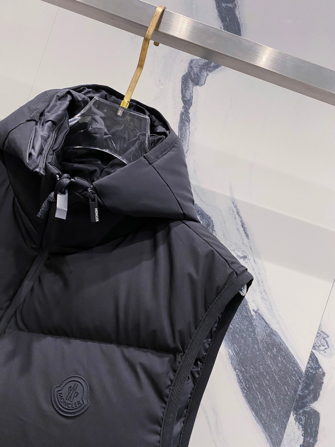 Moncler Valmasque蒙口男士可拆卸兜帽羽绒马甲.原版购入开发.特级鹅绒填充➕原厂替换面料➕