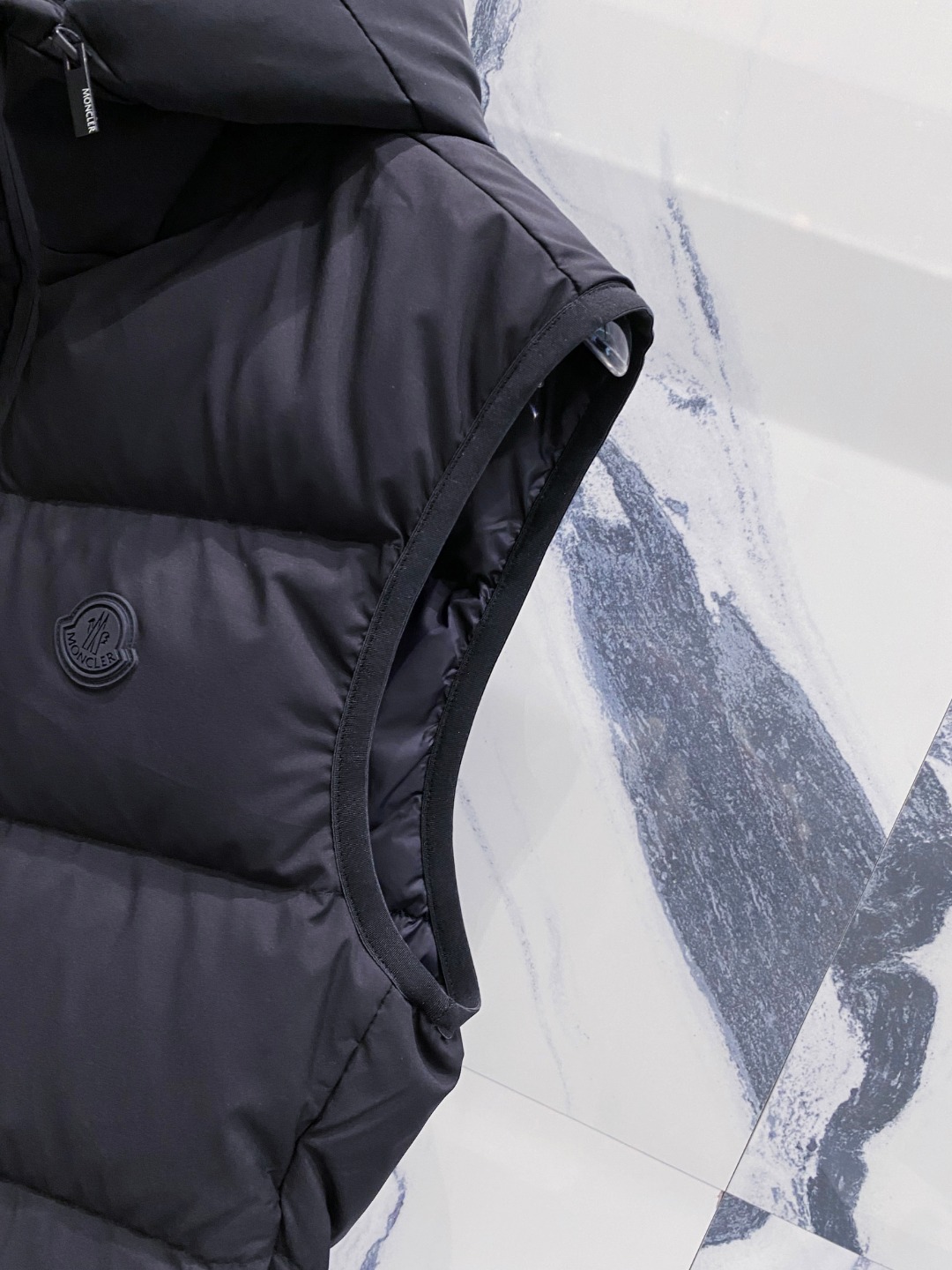 Moncler Valmasque蒙口男士可拆卸兜帽羽绒马甲.原版购入开发.特级鹅绒填充➕原厂替换面料➕