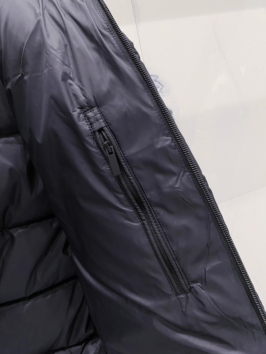 Moncler Valmasque蒙口男士可拆卸兜帽羽绒马甲.原版购入开发.特级鹅绒填充➕原厂替换面料➕