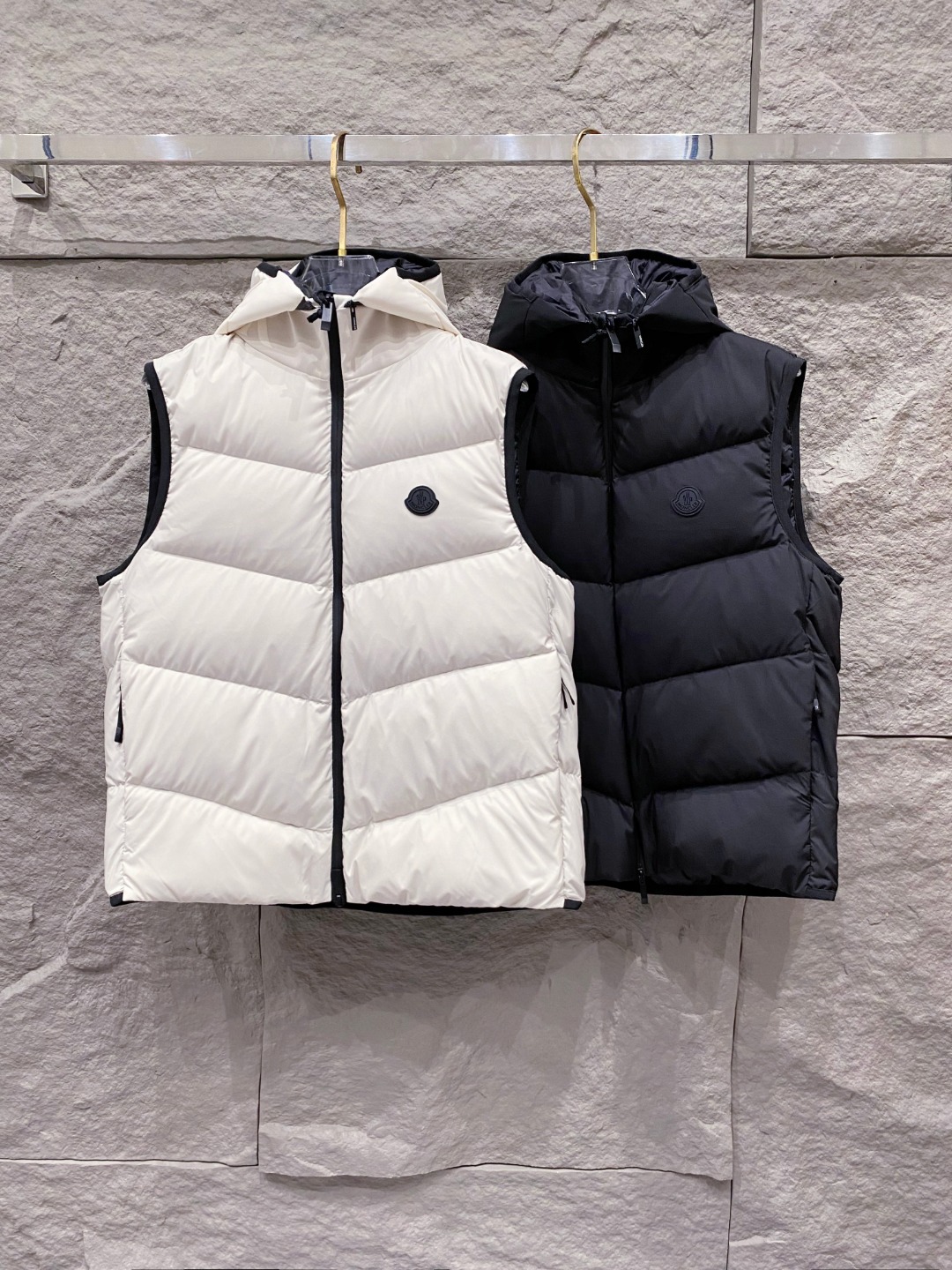 Moncler Valmasque蒙口男士可拆卸兜帽羽绒马甲.原版购入开发.特级鹅绒填充➕原厂替换面料➕