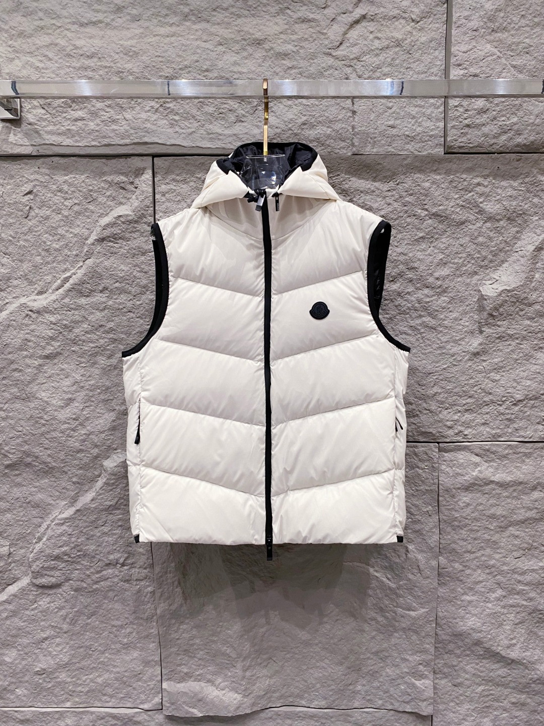 Moncler Valmasque蒙口男士可拆卸兜帽羽绒马甲.原版购入开发.特级鹅绒填充➕原厂替换面料➕