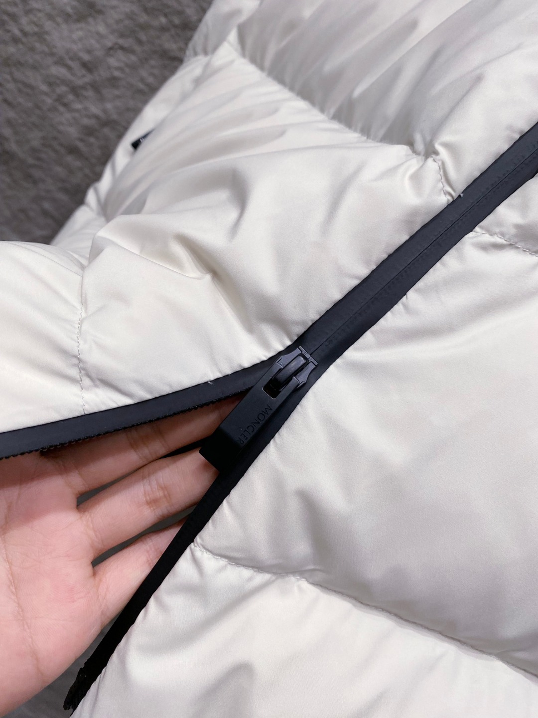 Moncler Valmasque蒙口男士可拆卸兜帽羽绒马甲.原版购入开发.特级鹅绒填充➕原厂替换面料➕