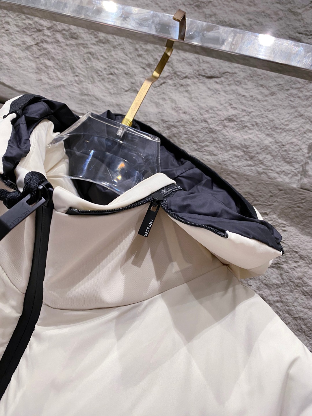 Moncler Valmasque蒙口男士可拆卸兜帽羽绒马甲.原版购入开发.特级鹅绒填充➕原厂替换面料➕