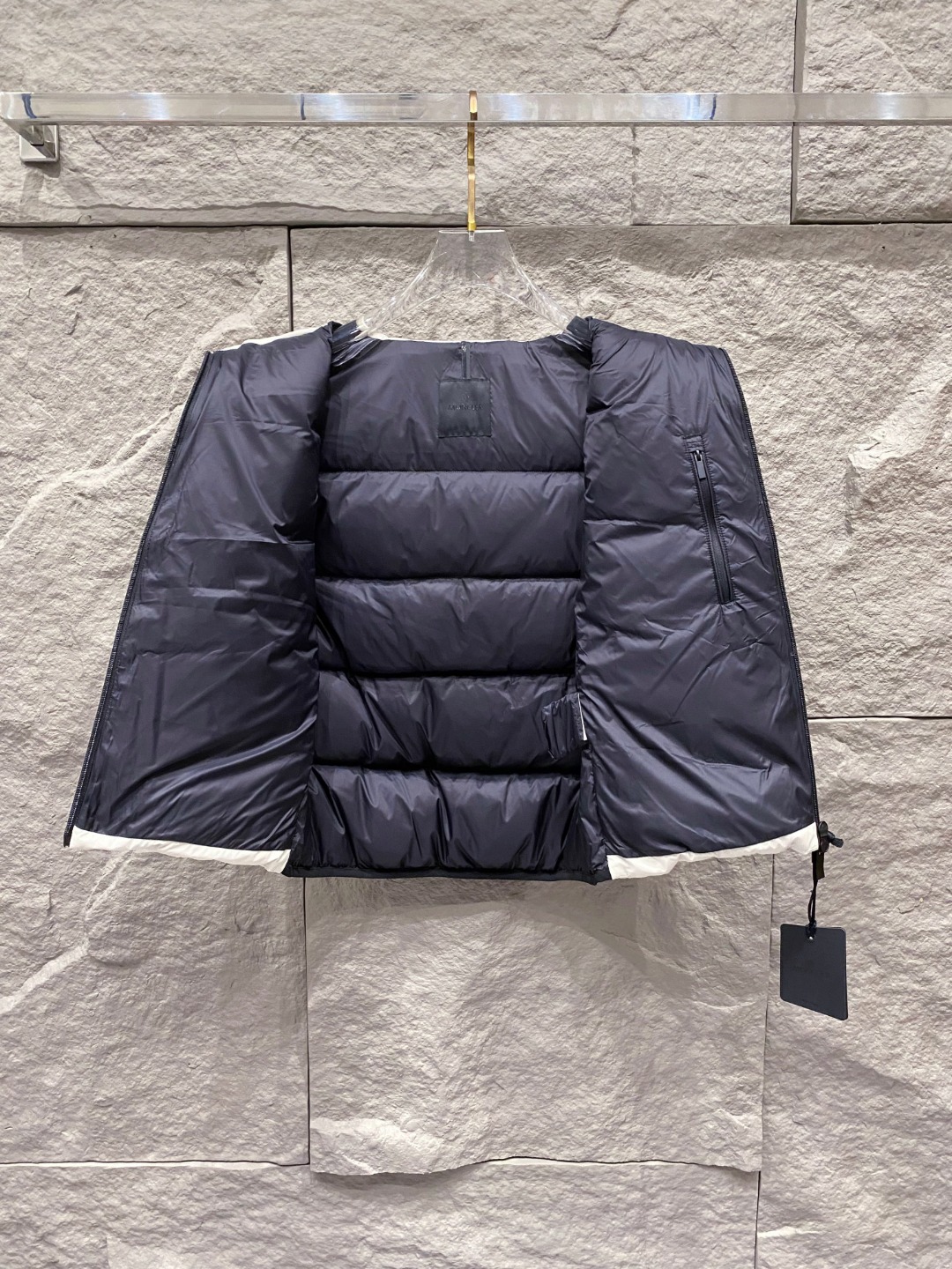 Moncler Valmasque蒙口男士可拆卸兜帽羽绒马甲.原版购入开发.特级鹅绒填充➕原厂替换面料➕