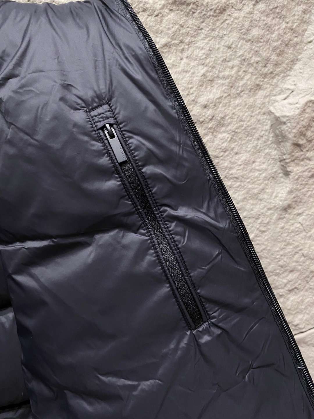 Moncler Valmasque蒙口男士可拆卸兜帽羽绒马甲.原版购入开发.特级鹅绒填充➕原厂替换面料➕