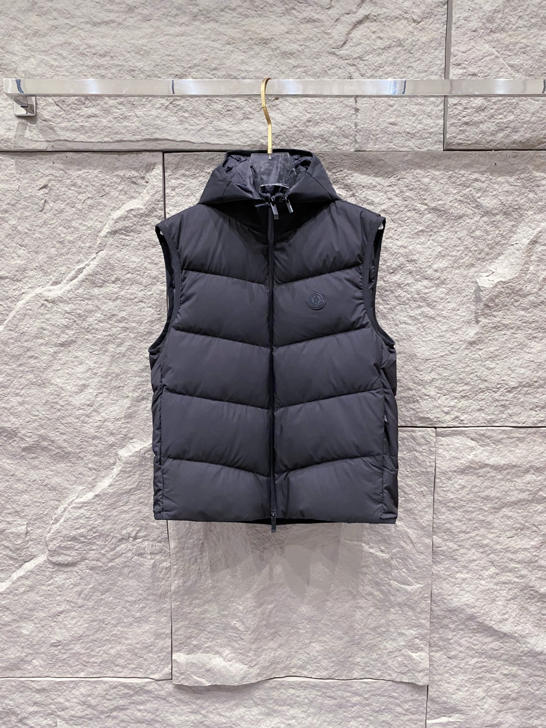Moncler Valmasque蒙口男士可拆卸兜帽羽绒马甲.原版购入开发.特级鹅绒填充➕原厂替换面料➕