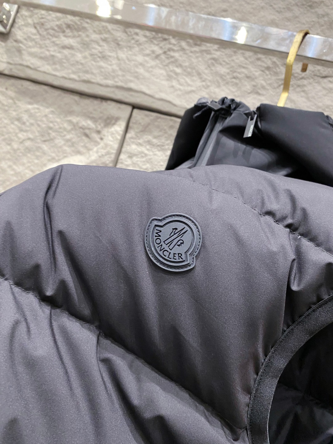 Moncler Valmasque蒙口男士可拆卸兜帽羽绒马甲.原版购入开发.特级鹅绒填充➕原厂替换面料➕