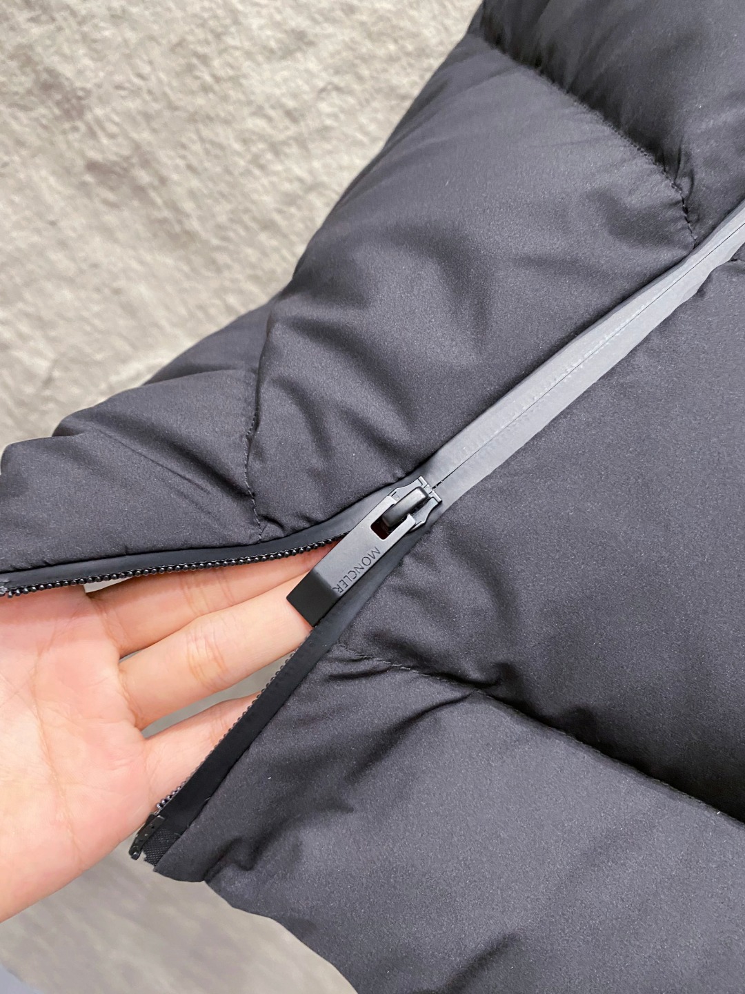 Moncler Valmasque蒙口男士可拆卸兜帽羽绒马甲.原版购入开发.特级鹅绒填充➕原厂替换面料➕