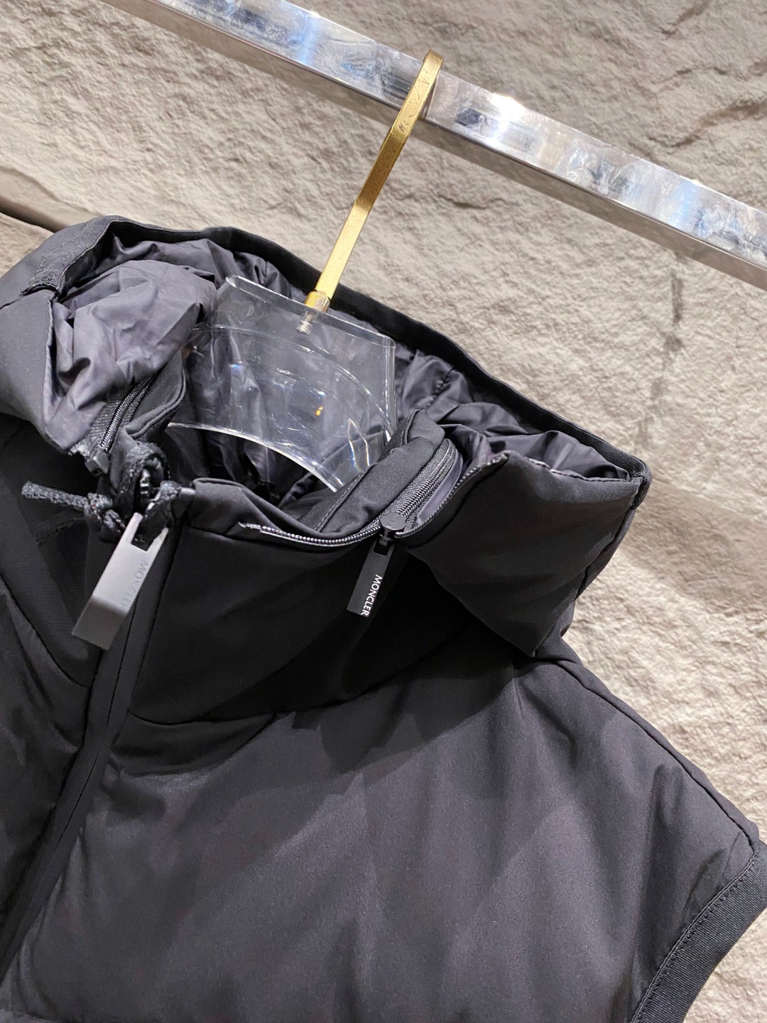 Moncler Valmasque蒙口男士可拆卸兜帽羽绒马甲.原版购入开发.特级鹅绒填充➕原厂替换面料➕