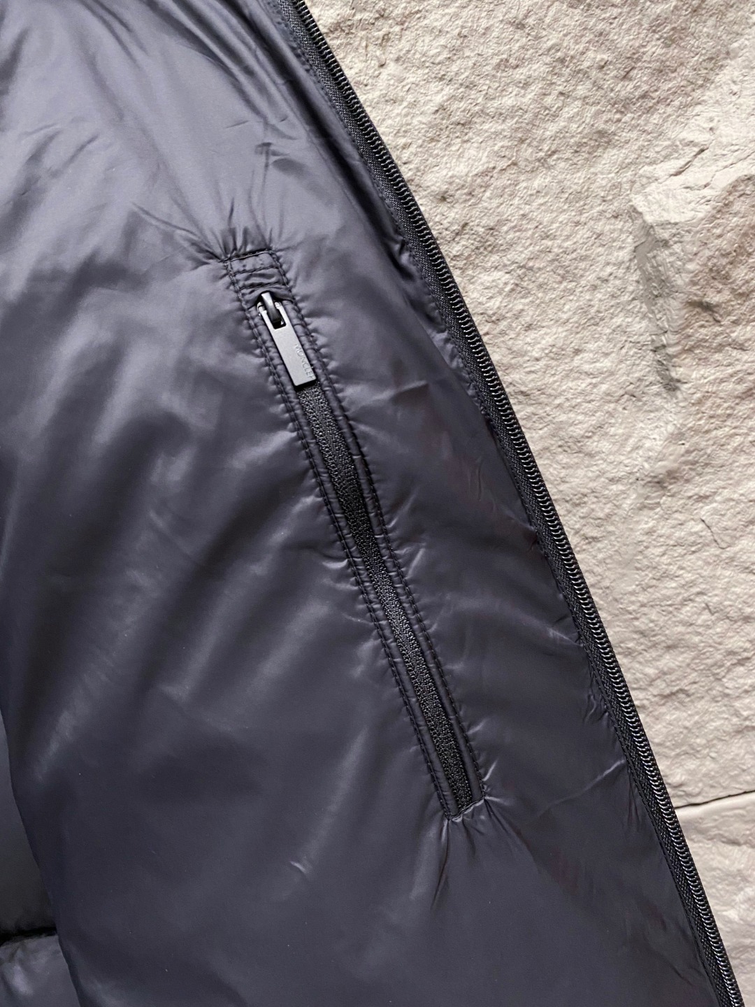 Moncler Forez蒙口2025男士连帽短款羽绒夹克外套.(连帽可脱卸.可变立领夹克)特级鹅绒填充