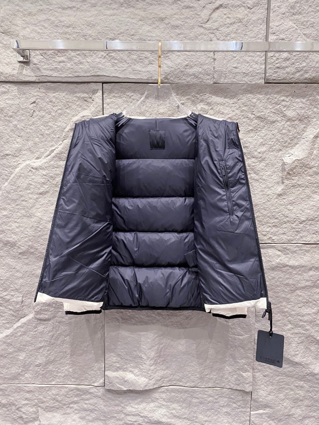 Moncler Forez蒙口2025男士连帽短款羽绒夹克外套.(连帽可脱卸.可变立领夹克)特级鹅绒填充