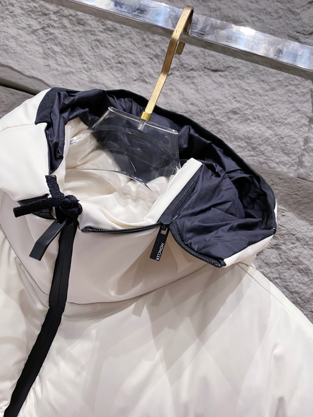 Moncler Forez蒙口2025男士连帽短款羽绒夹克外套.(连帽可脱卸.可变立领夹克)特级鹅绒填充