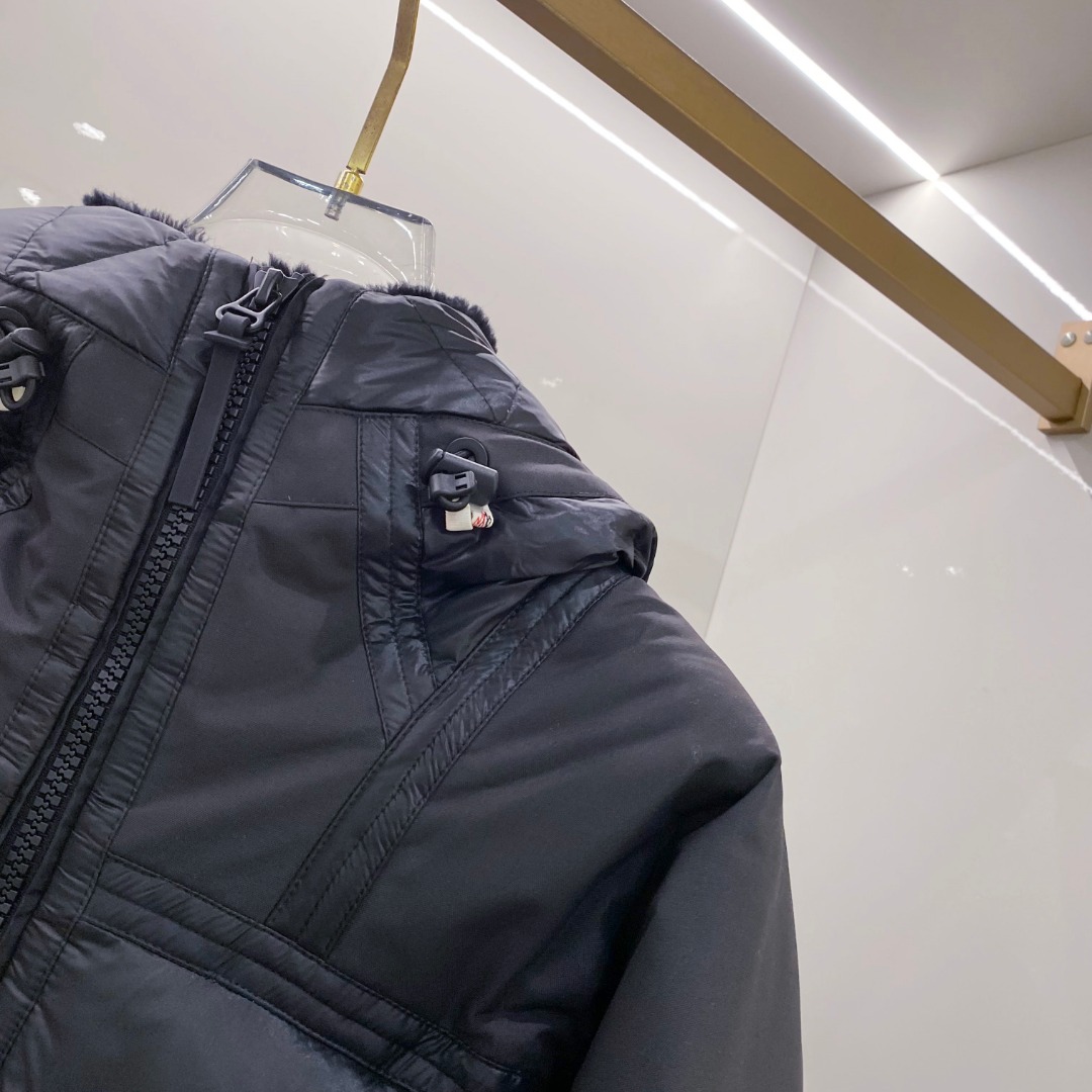 特级羽绒⬆️ Moncler Grenoble男士Morgins羊毛皮拼接里羽绒服.高端单品.原版购入开