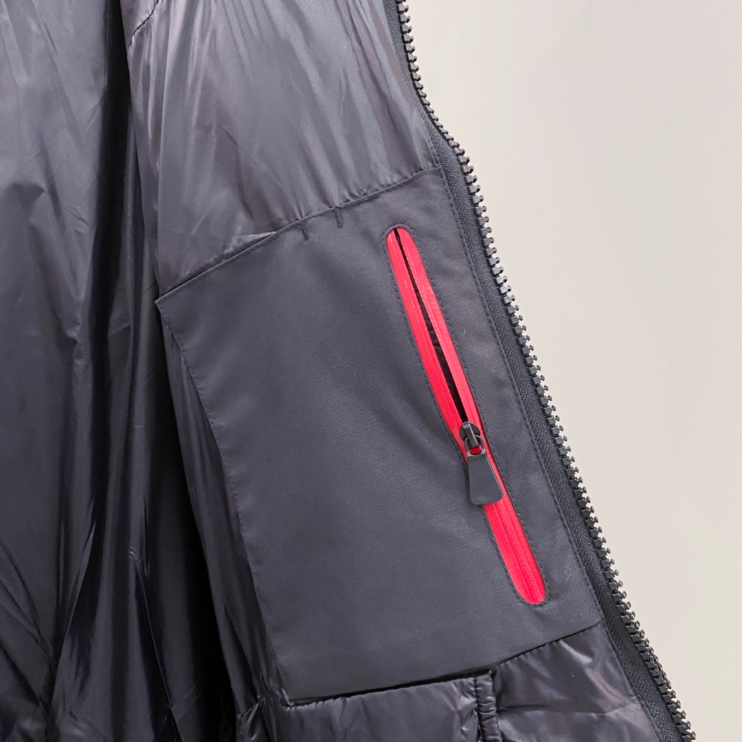 特级羽绒⬆️ Moncler Grenoble男士Morgins羊毛皮拼接里羽绒服.高端单品.原版购入开