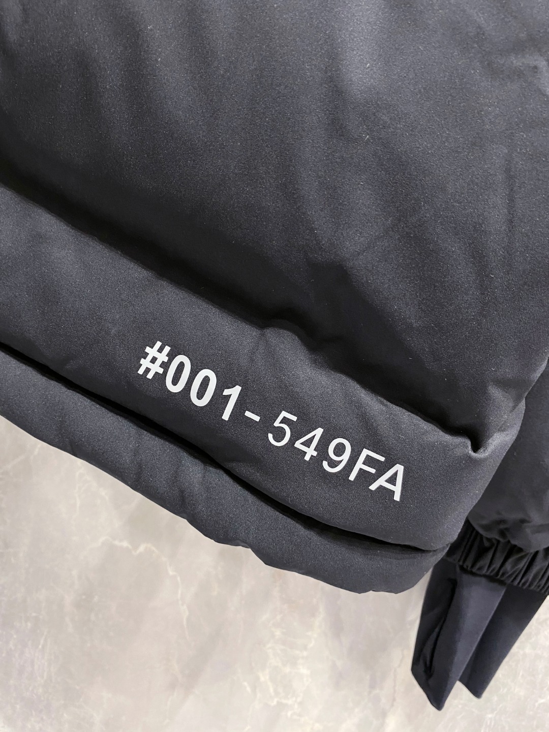 Moncler Grenoble蒙口2025fw秋冬系列Caraia（渠道臻品）男士压胶滑雪夹克.双重压