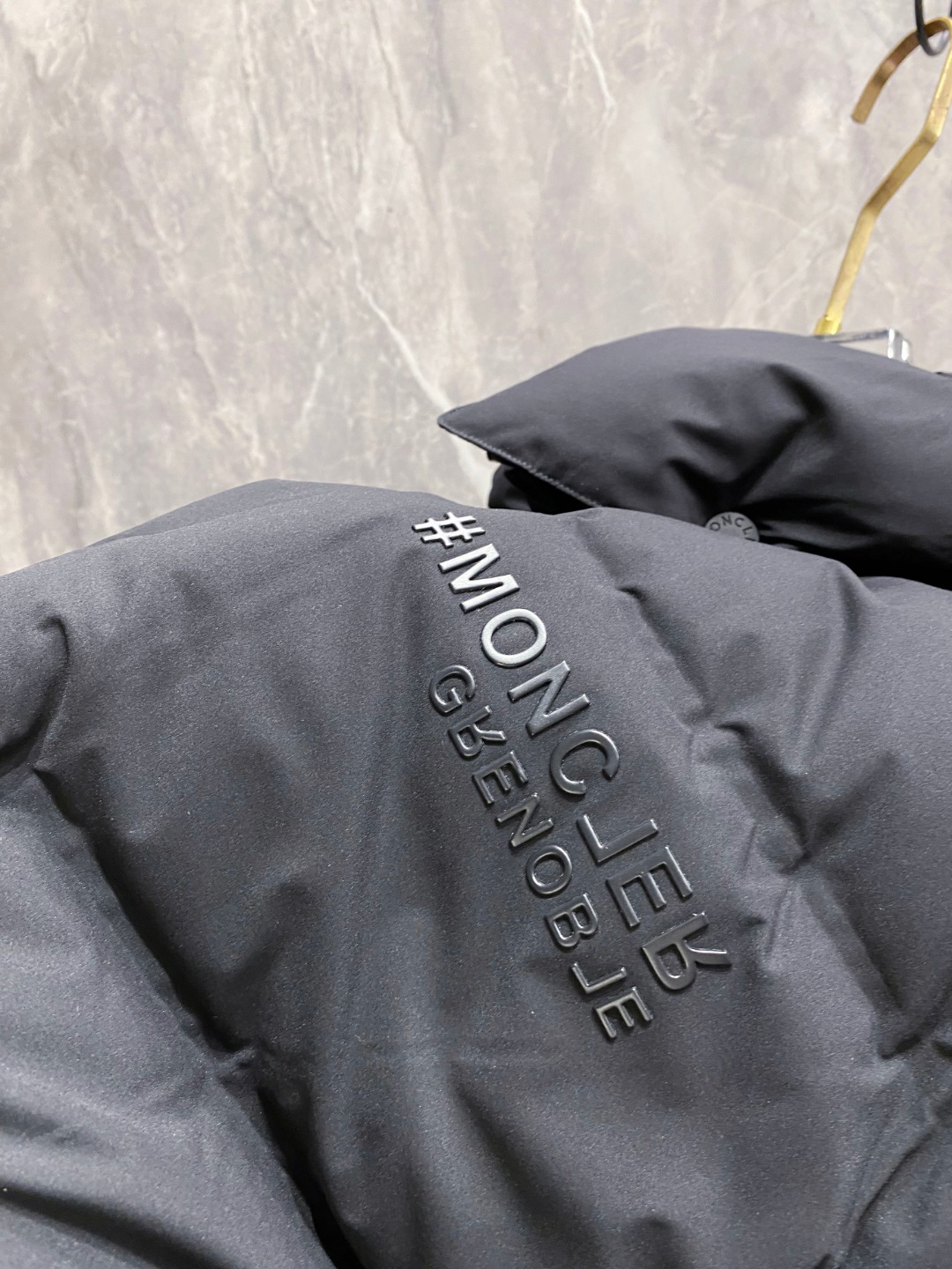 Moncler Grenoble蒙口2025fw秋冬系列Caraia（渠道臻品）男士压胶滑雪夹克.双重压