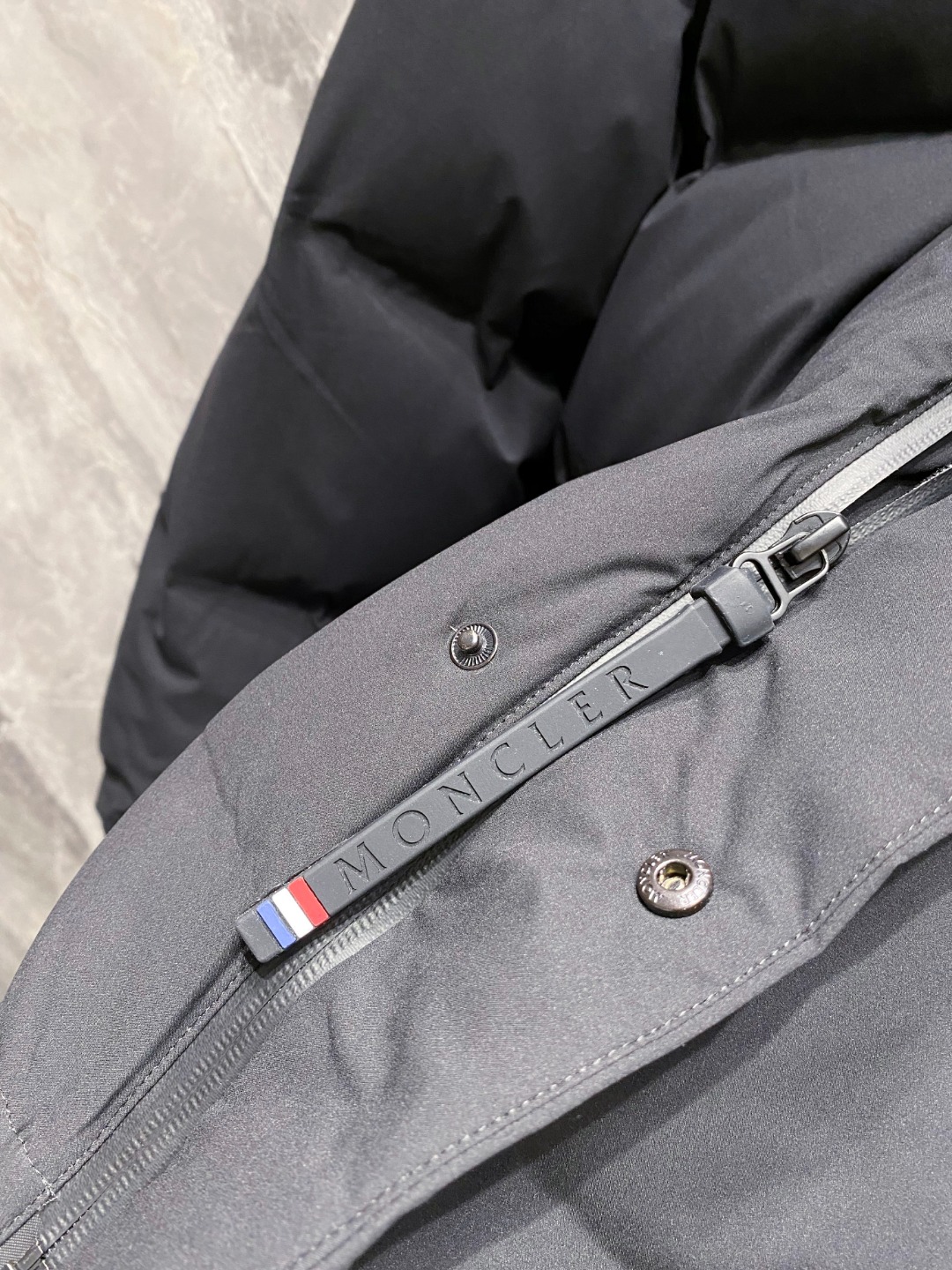 Moncler Grenoble蒙口2025fw秋冬系列Caraia（渠道臻品）男士压胶滑雪夹克.双重压