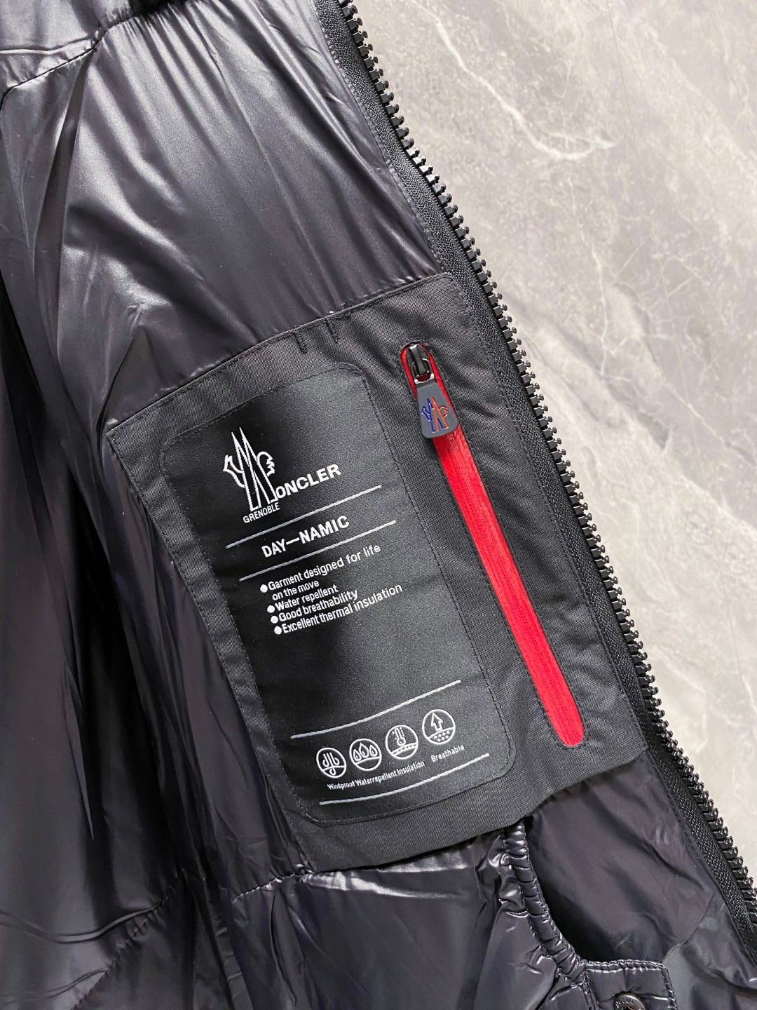 特级羽绒⬆️ Moncler Grenoble男士Morgins羊毛皮拼接里羽绒服.高端单品.原版购入开