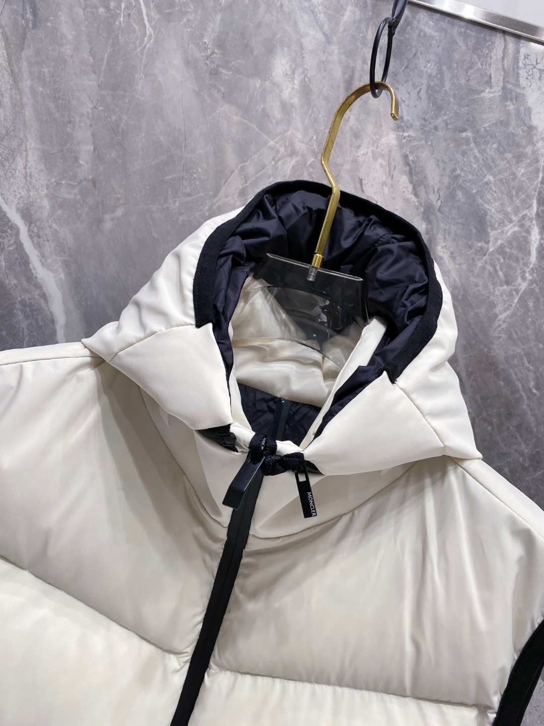 Moncler Valmasque蒙口男士可拆卸兜帽羽绒马甲.原版购入开发.特级鹅绒填充➕原厂替换面料➕