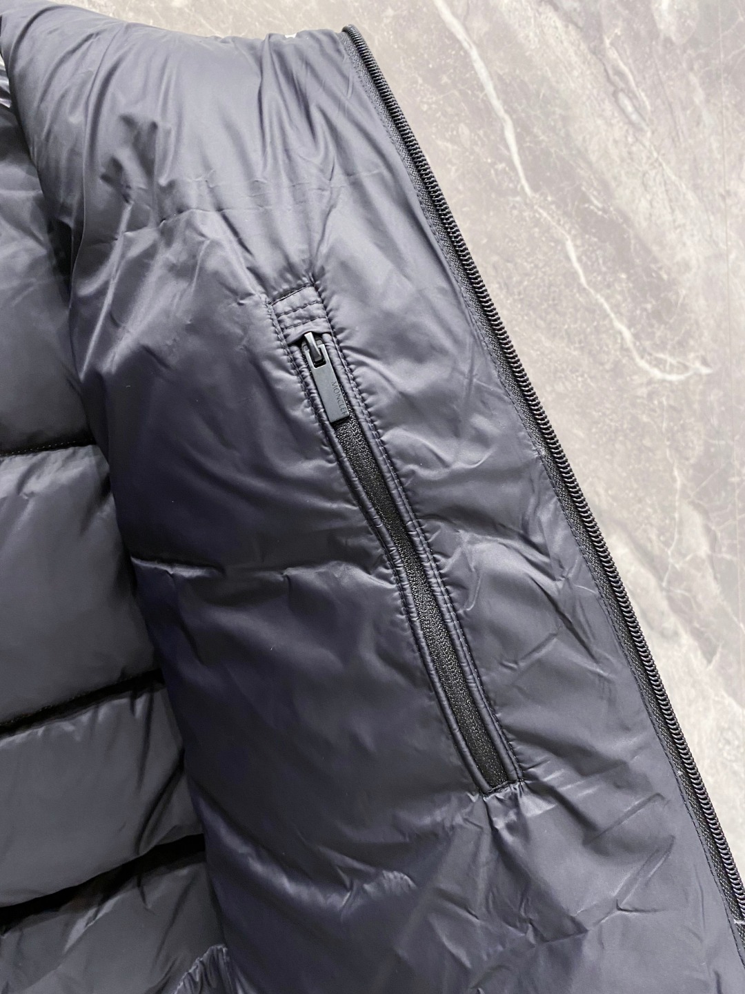 Moncler Valmasque蒙口男士可拆卸兜帽羽绒马甲.原版购入开发.特级鹅绒填充➕原厂替换面料➕