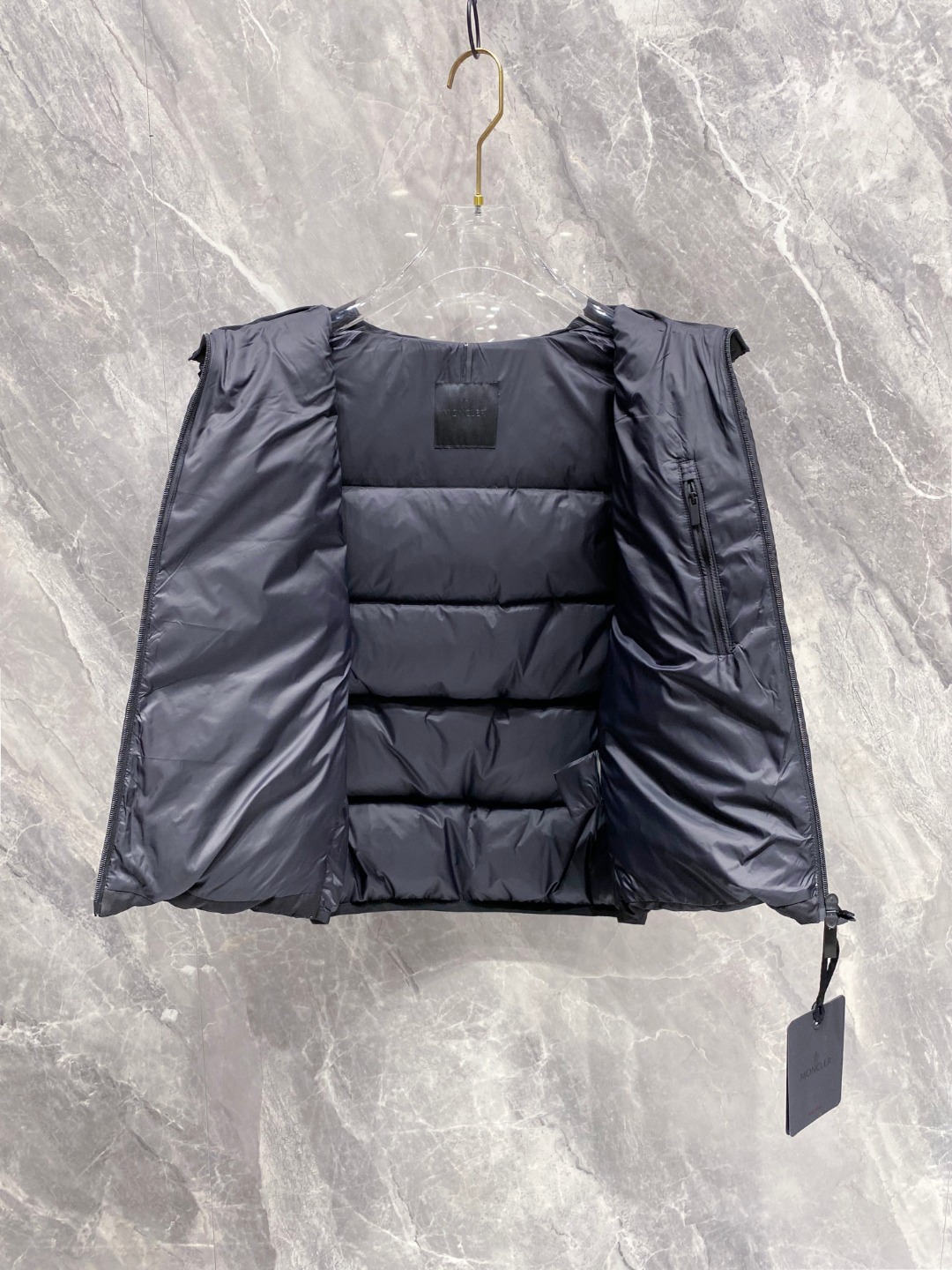 Moncler Valmasque蒙口男士可拆卸兜帽羽绒马甲.原版购入开发.特级鹅绒填充➕原厂替换面料➕