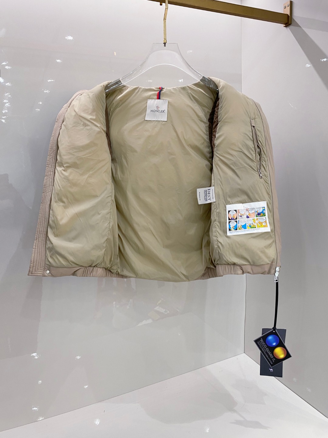 Moncler 蒙口羽绒 NEW# 2025 FW秋冬新款# 🔥爆款出货#Mon饱满羽绒马甲# 定制级别