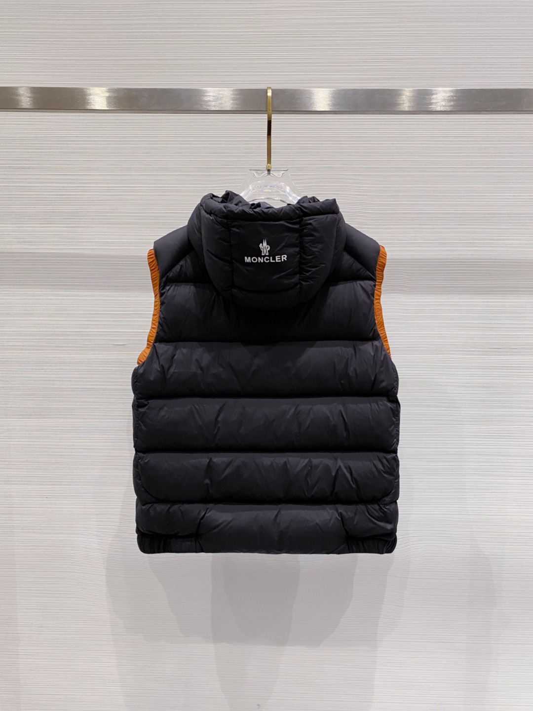 Moncler 蒙口羽绒 NEW# 2025 FW秋冬新款# 🔥爆款出货#Mon饱满羽绒马甲# 定制级别
