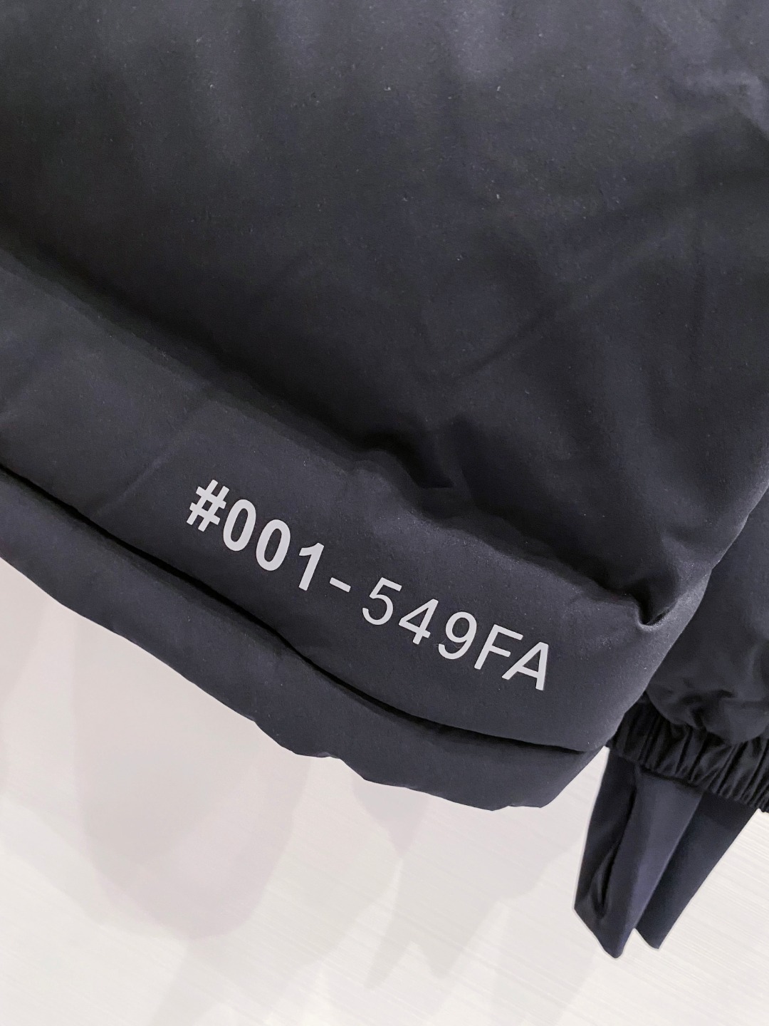 Moncler Grenoble蒙口2025fw秋冬系列Caraia（渠道臻品）男士压胶滑雪夹克.双重压