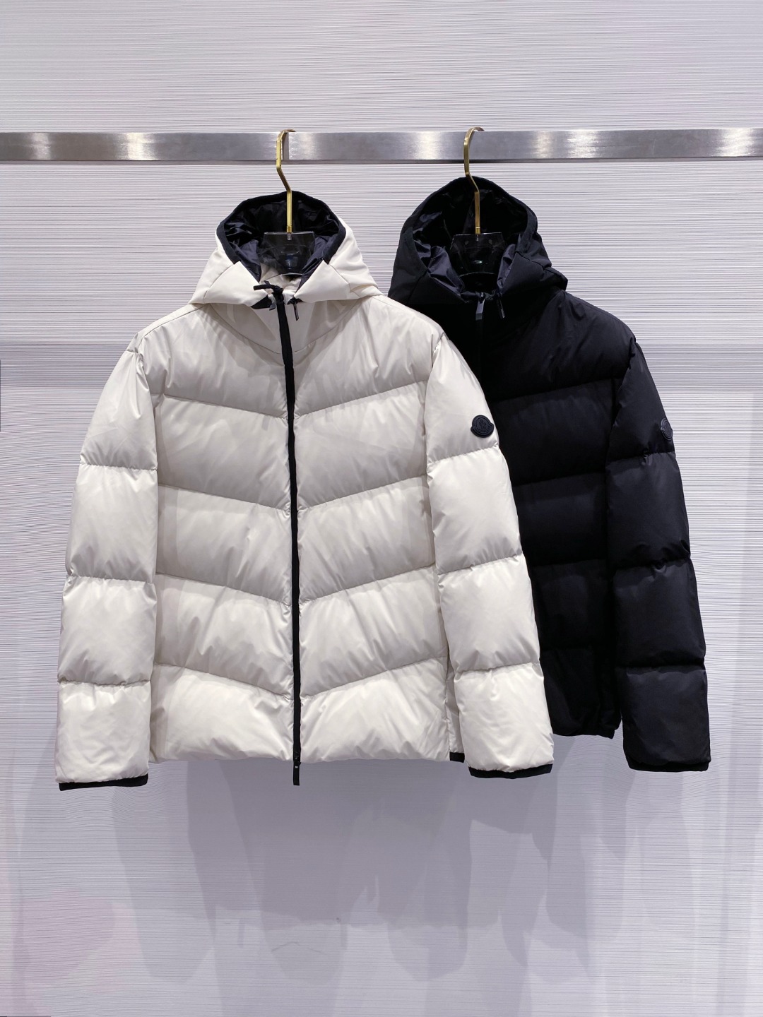 Moncler Forez蒙口2025男士连帽短款羽绒夹克外套.(连帽可脱卸.可变立领夹克)特级鹅绒填充