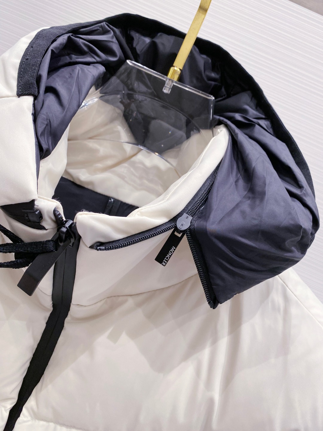 Moncler Forez蒙口2025男士连帽短款羽绒夹克外套.(连帽可脱卸.可变立领夹克)特级鹅绒填充