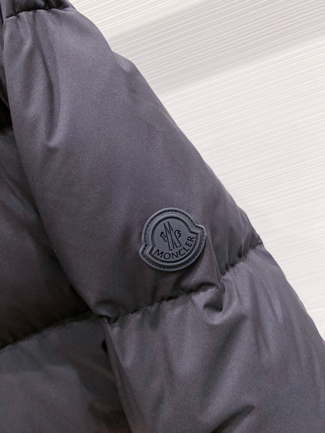 Moncler Forez蒙口2025男士连帽短款羽绒夹克外套.(连帽可脱卸.可变立领夹克)特级鹅绒填充