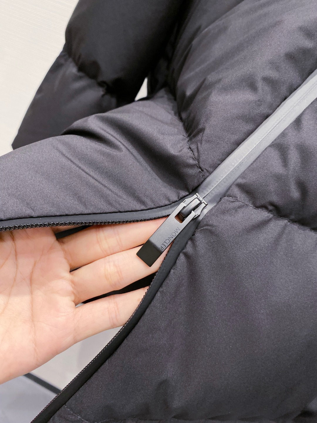 Moncler Forez蒙口2025男士连帽短款羽绒夹克外套.(连帽可脱卸.可变立领夹克)特级鹅绒填充