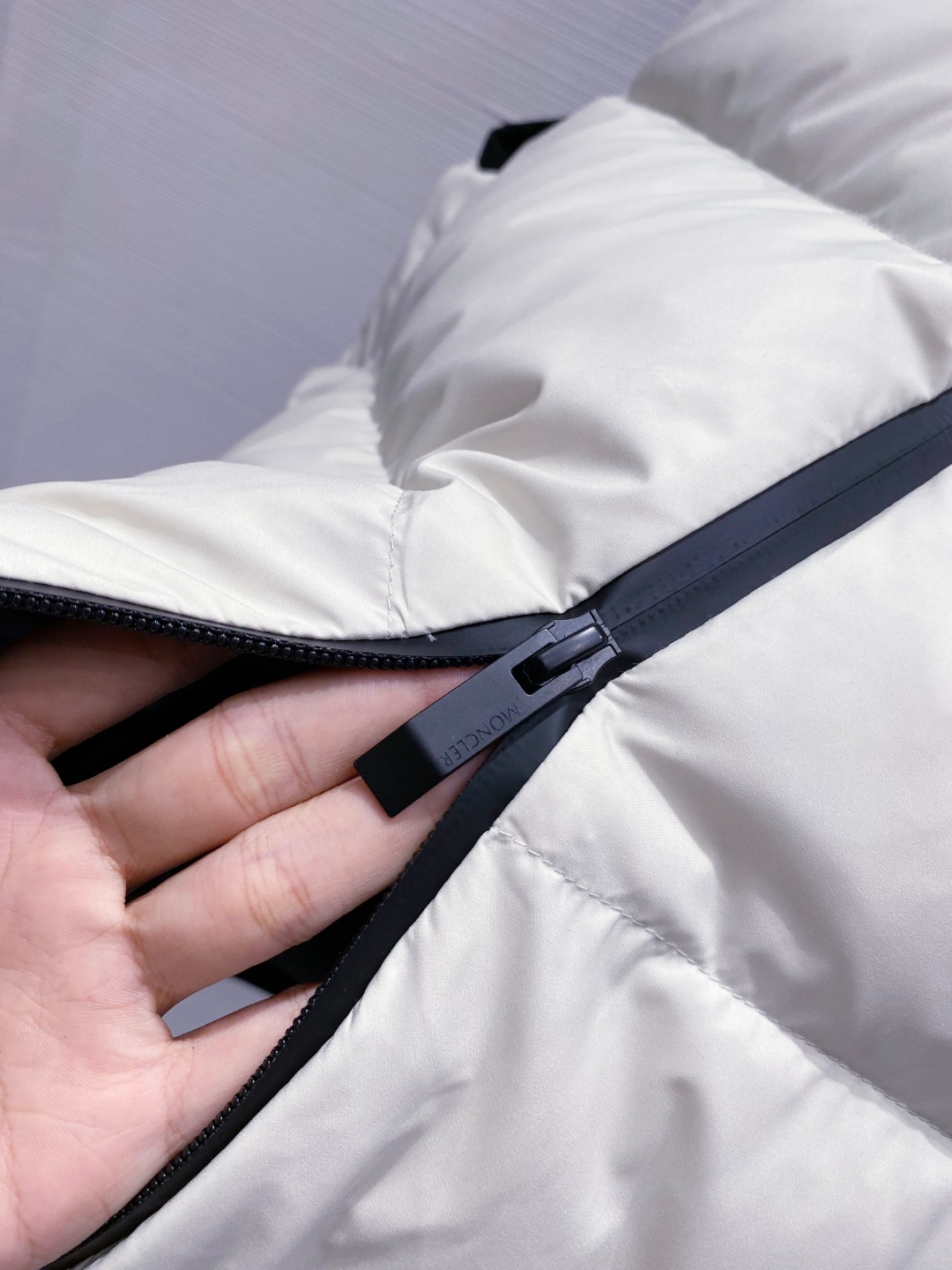 Moncler Valmasque蒙口男士可拆卸兜帽羽绒马甲.原版购入开发.特级鹅绒填充➕原厂替换面料➕