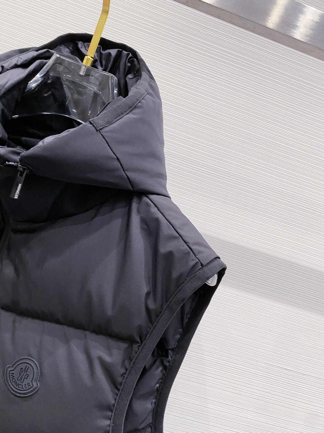 Moncler Valmasque蒙口男士可拆卸兜帽羽绒马甲.原版购入开发.特级鹅绒填充➕原厂替换面料➕