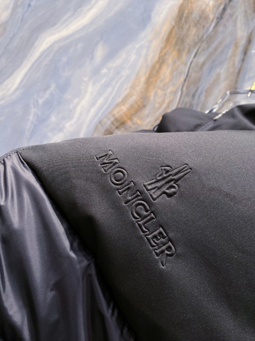 Moncler 蒙口 2025年秋冬新款羽绒服，针织连帽拼接羽绒服采用新国标95白鸭绒，秋冬新品内搭神器