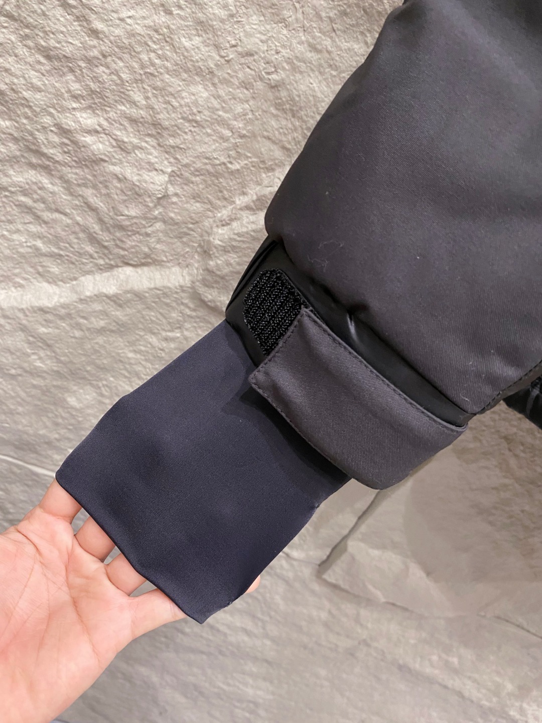 特级羽绒⬆️ Moncler Grenoble男士Morgins羊毛皮拼接里羽绒服.高端单品.原版购入开